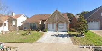 6724 Mountain Cedar Ln in Dallas, TX - Building Photo