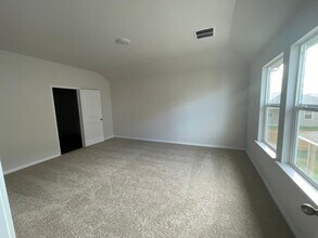 149 Alamo Vine Ct in Kyle, TX - Building Photo - Building Photo