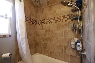 3104 Barge St in Yakima, WA - Building Photo - Building Photo