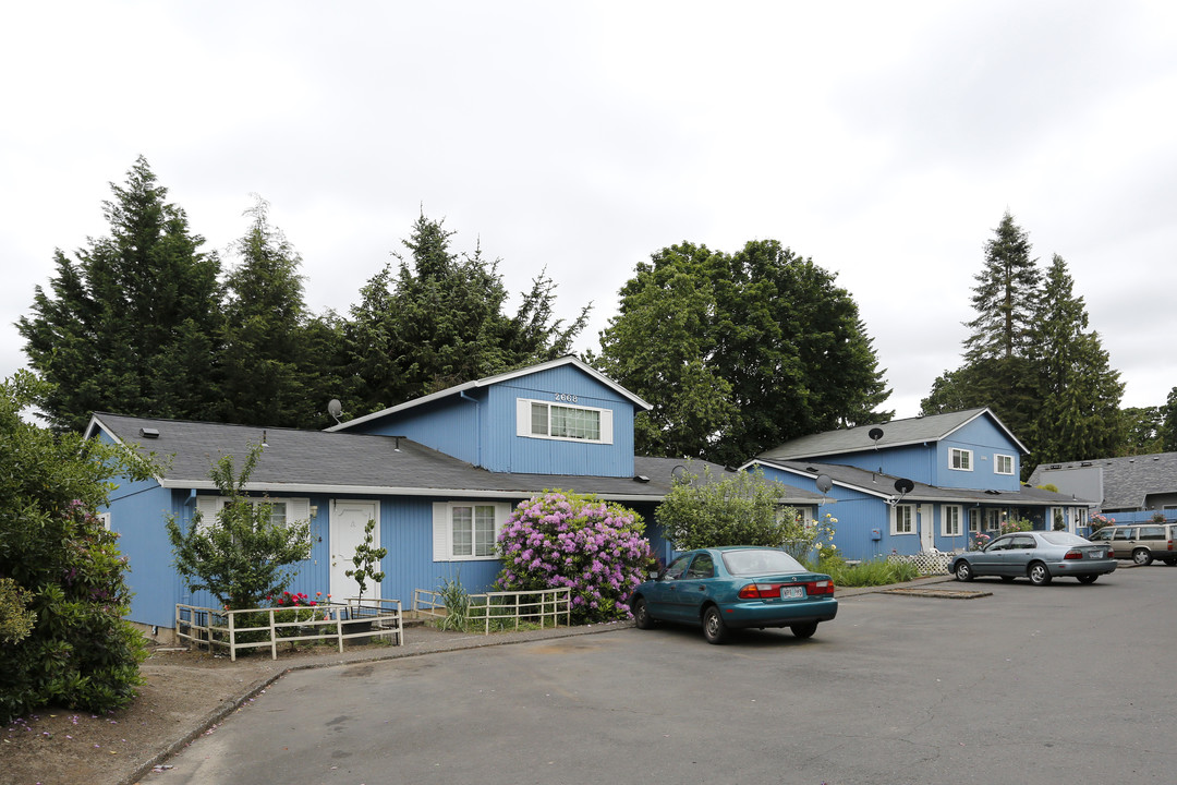 Park Villa Apartments in Hillsboro, OR - Building Photo