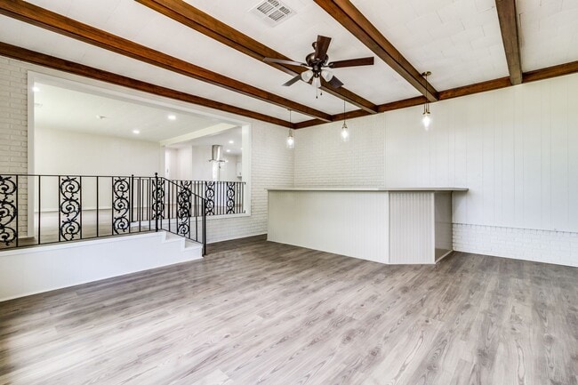 404 W St Mary St in Abbeville, LA - Building Photo - Building Photo