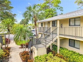 28120 Pine Haven Way in Bonita Springs, FL - Building Photo - Building Photo