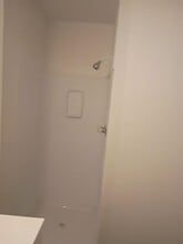 1042 E Peachtree St in Louisville, GA - Building Photo - Building Photo