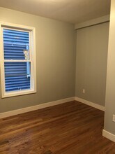 19 Washburn St, Unit 2 in Boston, MA - Foto de edificio - Building Photo