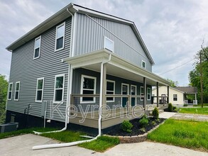 2707 Summit Ave in Knoxville, TN - Building Photo - Building Photo