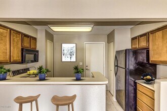 4901 S Calle Los Cerros Dr in Tempe, AZ - Building Photo - Building Photo