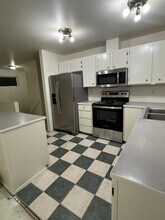 638 Main St in Algona, WA - Foto de edificio - Building Photo