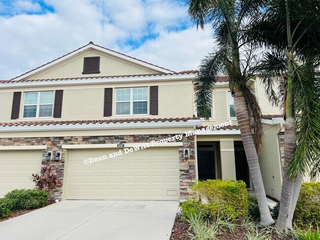3 Bed/2.5 Bath