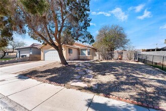 509 Sheffield Dr in Henderson, NV - Building Photo - Building Photo