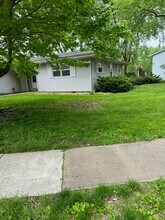 30 Coachlight Ct in Springfield, IL - Building Photo - Building Photo