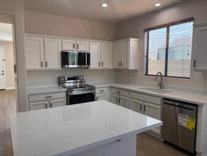 2520 W Patagonia Way in Anthem, AZ - Building Photo - Building Photo