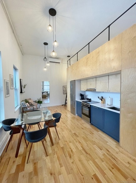 property at 139 Orange St