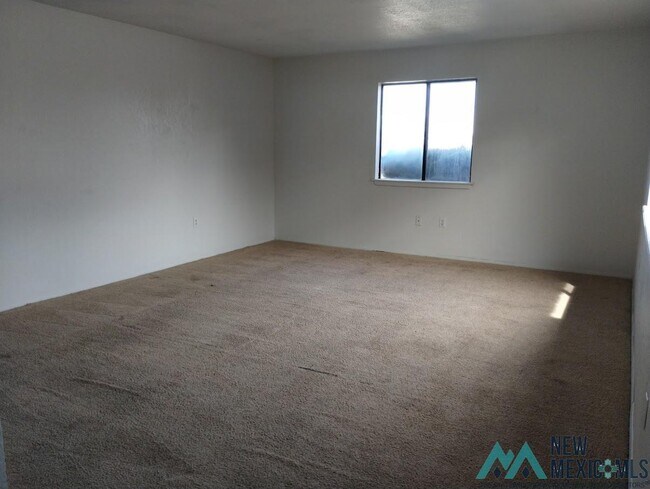 1012 S Saddler St in Deming, NM - Building Photo - Building Photo