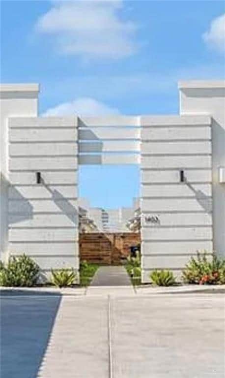 property at 11 Marcela Dr