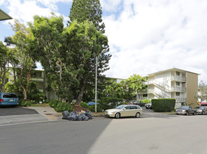 Diamond Head Gardens in Honolulu, HI - Building Photo - Building Photo