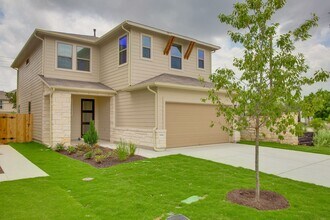 9201 White Coral Dr in Austin, TX - Building Photo - Building Photo
