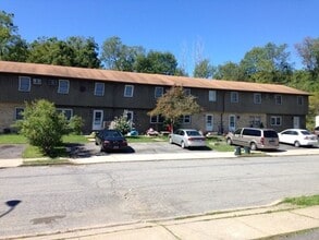 221 Creek Rd in Bath, PA - Building Photo - Building Photo