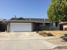 1437 Lansing Ave in San Jose, CA - Building Photo