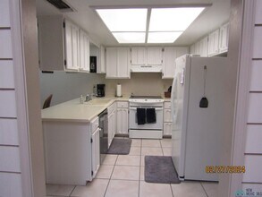 1913 Villa Dr in Artesia, NM - Building Photo - Building Photo