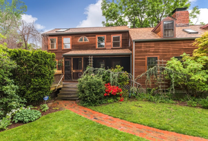 108 Auburn St in Cambridge, MA - Building Photo