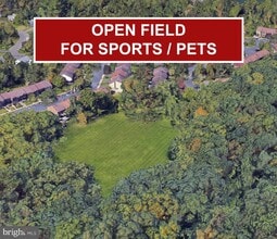 3473 E Gate Pl in Holland, PA - Building Photo - Building Photo