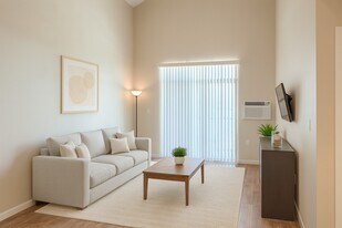 Dakota Ridge in Williston, ND - Building Photo