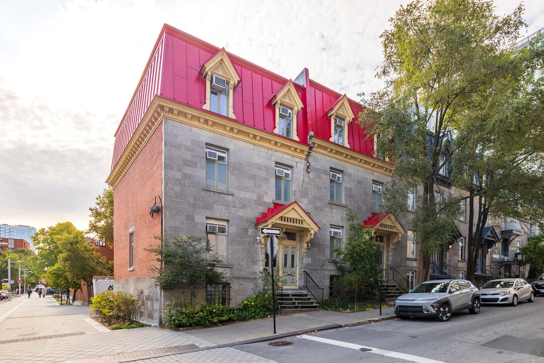 1050-1054 De L'hôtel-De-Ville Av in Montréal, QC - Building Photo