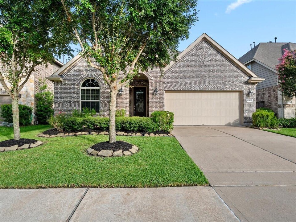 10938 Walts Run Ln in Cypress, TX - Building Photo