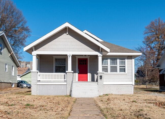 property at 539 E Normal St