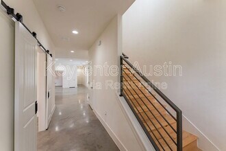 2504 E 13th St in Austin, TX - Building Photo - Building Photo