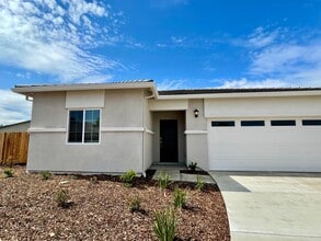 754 Tamarack Ct in Plumas Lake, CA - Building Photo - Building Photo