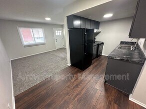 2933 P St in Lincoln, NE - Foto de edificio - Building Photo