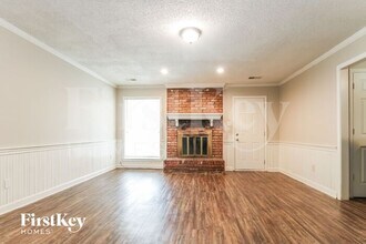 6894 Rockbrook Dr in Memphis, TN - Building Photo - Building Photo