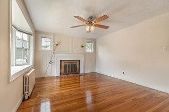 4 Wolcott St in Wakefield, MA - Building Photo - Building Photo