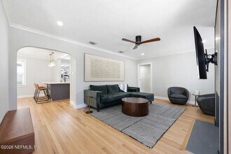 813 Old Hickory Rd in Jacksonville, FL - Building Photo - Building Photo