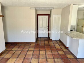 2008 Donegal Ct in Oldsmar, FL - Building Photo - Building Photo