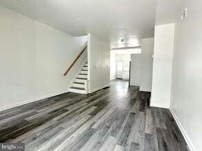 1520 S Myrtlewood St in Philadelphia, PA - Building Photo - Building Photo