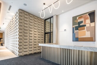 Carré Windsor in Montréal, QC - Foto de edificio - Lobby