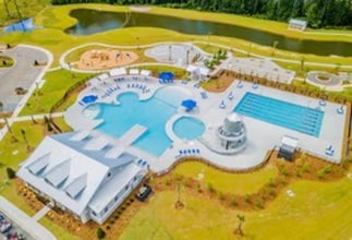 125 E Sunrise Ln in Summerville, SC - Foto de edificio - Building Photo