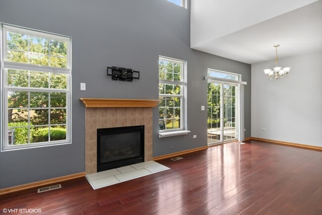217 S Alder Creek Dr in Romeoville, IL - Building Photo - Building Photo