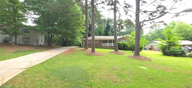 property at 1382 Mary Dale Dr SW