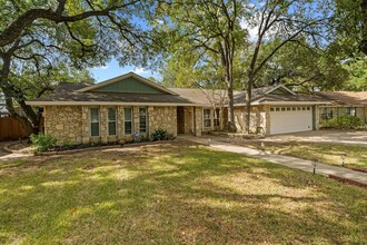 10305 Caracara Dr in Austin, TX - Building Photo - Building Photo