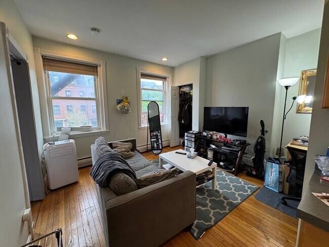605 Massachusetts Ave in Boston, MA - Building Photo - Building Photo