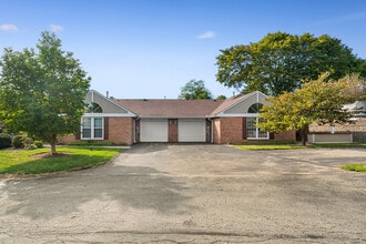 702 Dehaven Ct in Glenshaw, PA - Building Photo - Building Photo