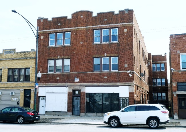 4261-4263 W Cermak Rd in Chicago, IL - Building Photo - Building Photo