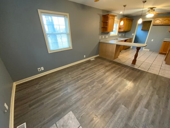 612 E Mc Neil Ave in Hoopeston, IL - Building Photo - Building Photo