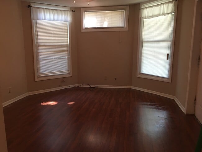 318 Park St, Unit 318 Park apt #2