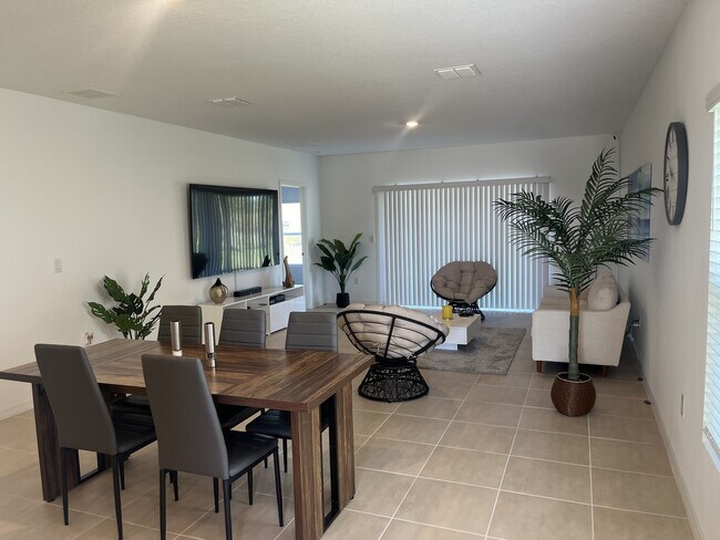11306 Fieldstone Dr in Palmetto, FL - Building Photo - Building Photo