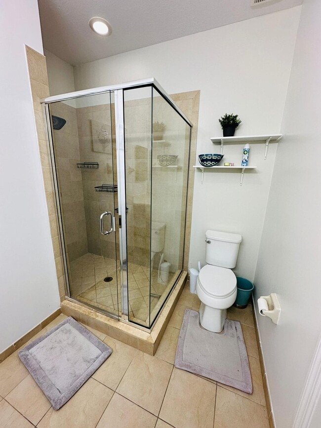 15064 SW 117th Way in Miami, FL - Building Photo - Building Photo