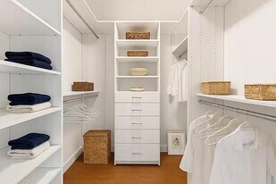 202 Broome St in New York, NY - Building Photo